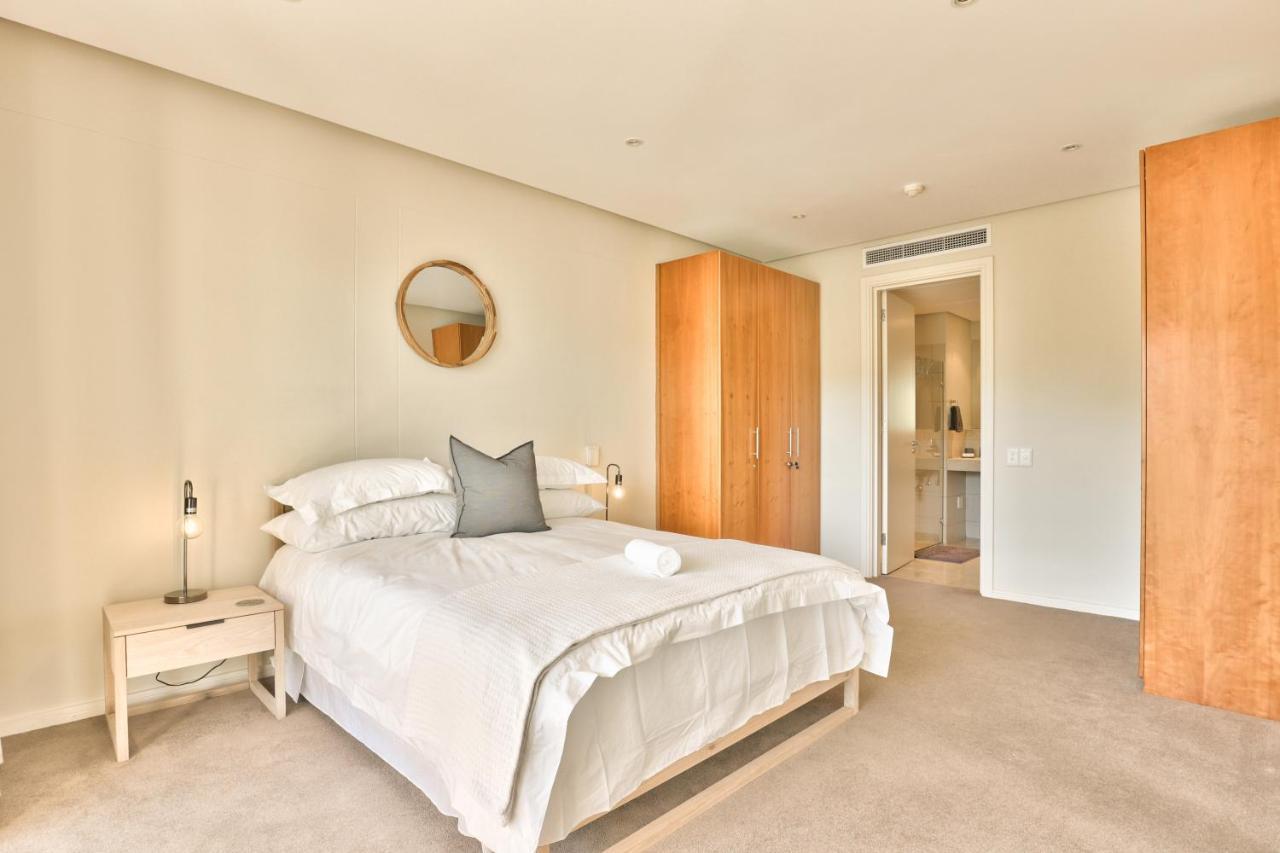 Elegant V&A Waterfront Canal Apartment كيب تاون المظهر الخارجي الصورة