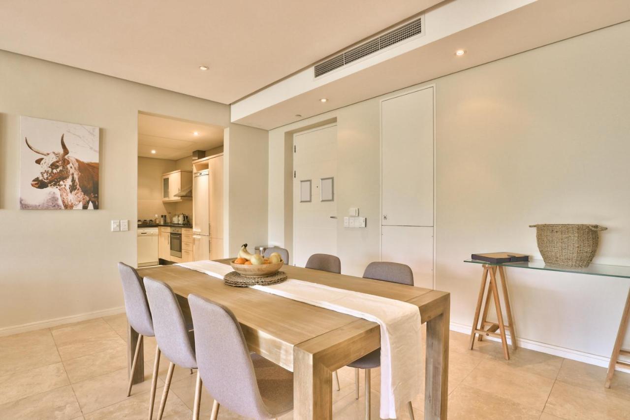 Elegant V&A Waterfront Canal Apartment كيب تاون المظهر الخارجي الصورة